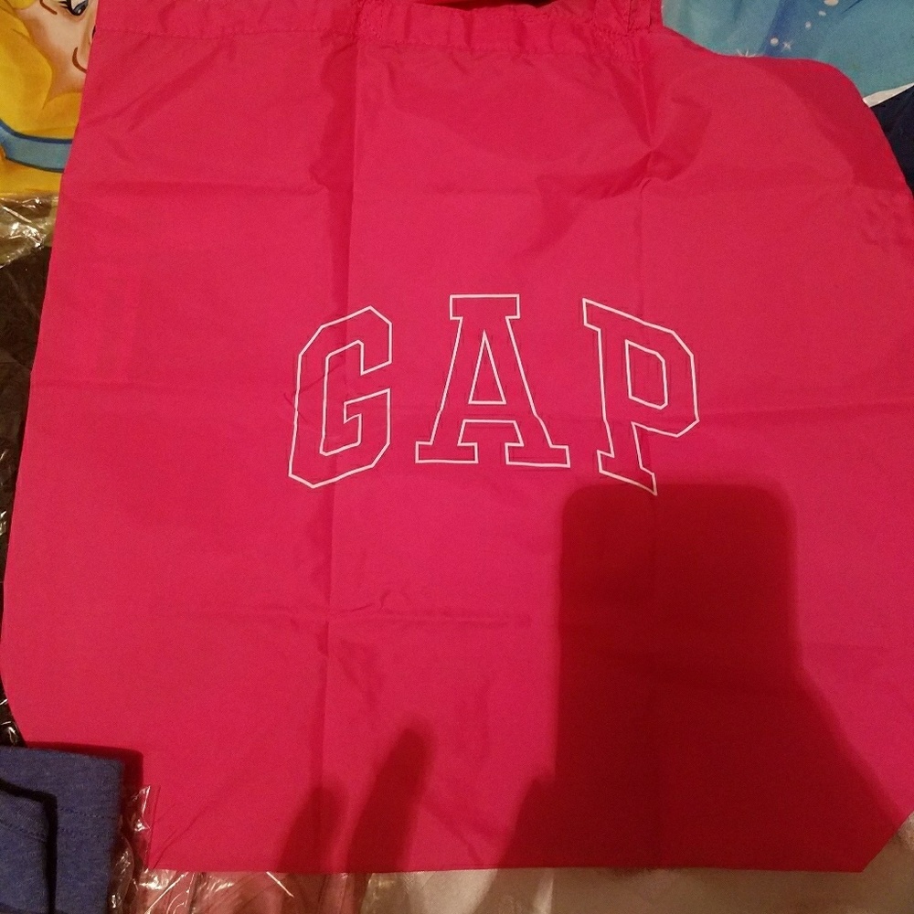 Gap bag